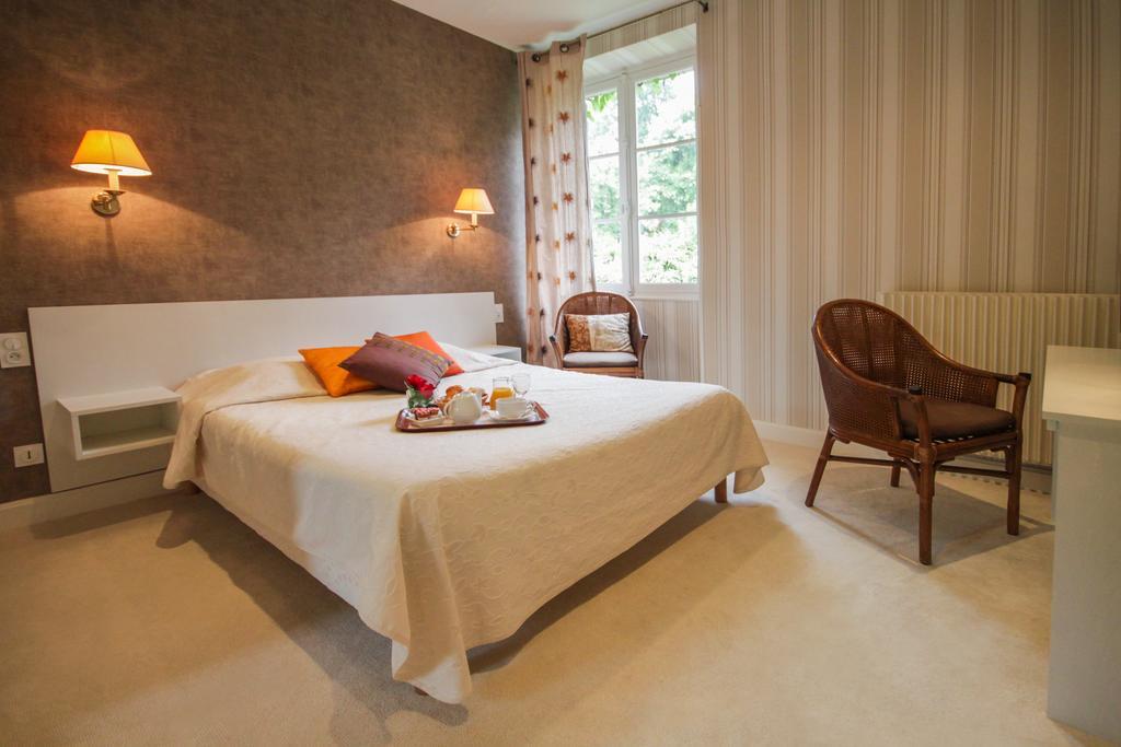 Hotel Cante Grit 바르보탕 레 떼름므 객실 사진